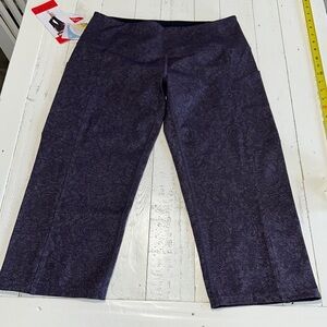 NEW Kirkland Med Capri purple patterned wide leg  yoga capri cell phone pockets